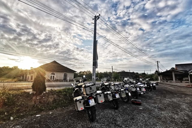 5-day Base Lodge Motorcycle Tour in Romania